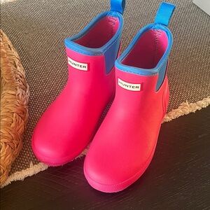 Hunter Finley Kids Vibrant Pink and Blue Boots